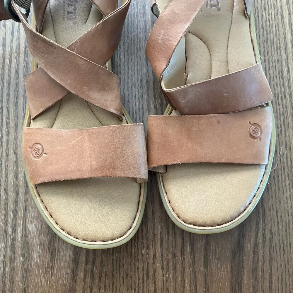Born Women's Tan Leather Crisscross Strap Sandals